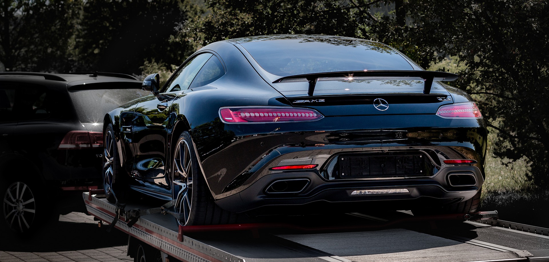 Cuanto cuesta una grúa para trasladar un coche?