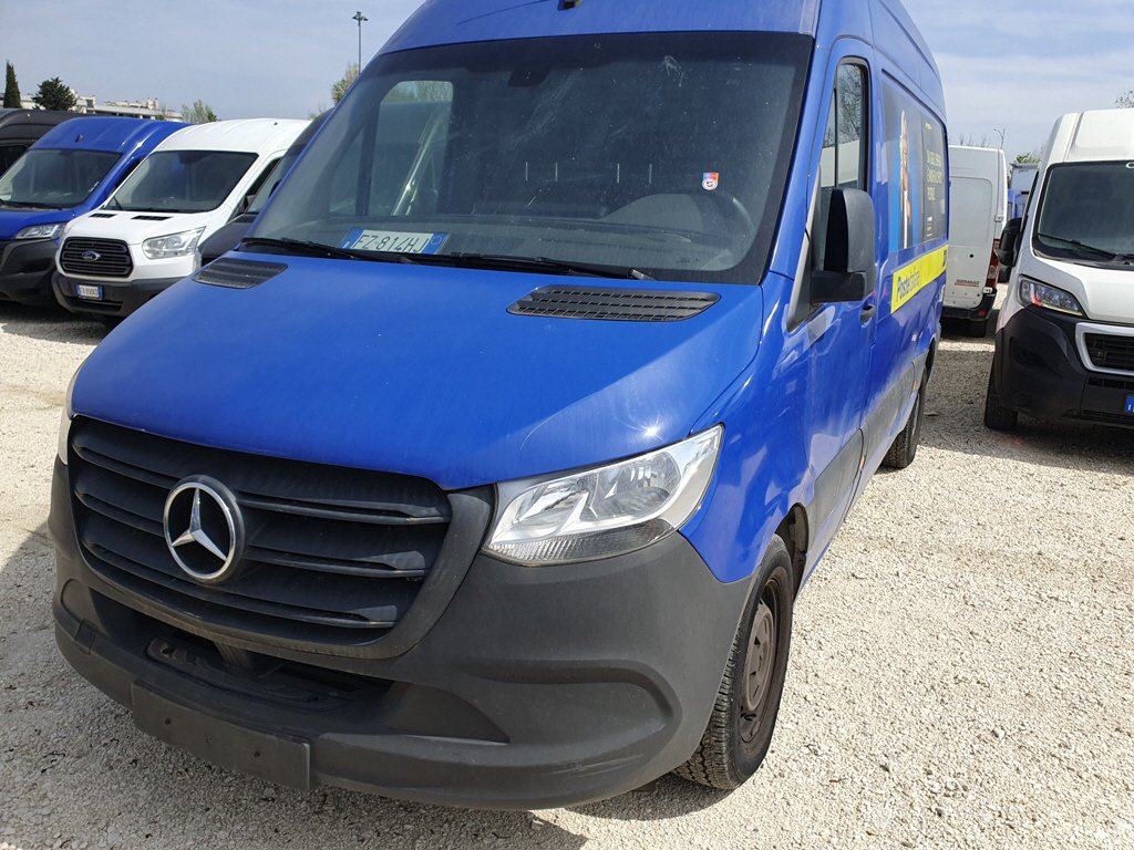 Mercedes sprinter